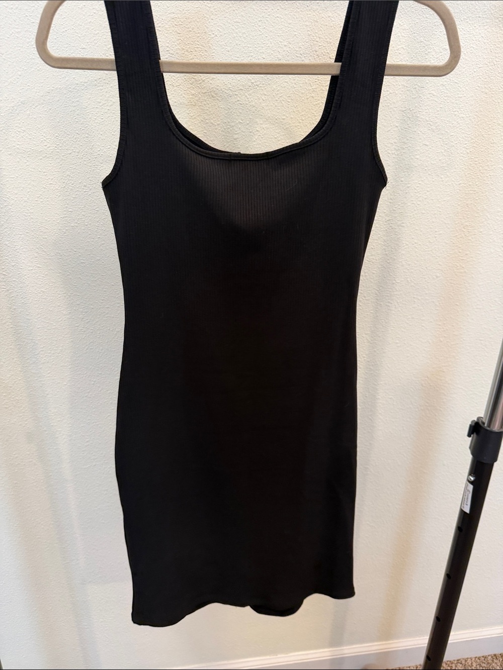 Sleek Black Ribbed Button-Front Mini Dress - Picture 3 of 3